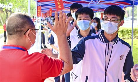 广州斐特思公学国际高中招生简章