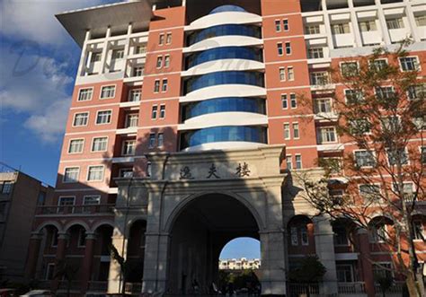 云南财经大学英国格林威治大学房地产理学硕士招生简章（昆明市）