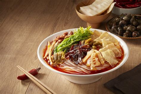 广西柳州螺蛳粉哪个牌子好吃