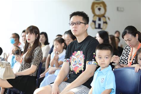 南宁学催乳师专业辅导