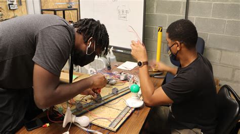 南宁**的初级电工培训机构