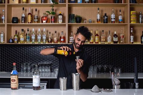 南宁花式调酒基础培训班