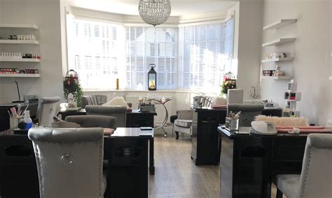 兰州专业培训美甲-美甲培训班专业的-美甲培训名校