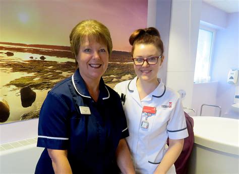 白银育婴师培训_保育员培训_专业月嫂培训_小儿推拿师_产后康复