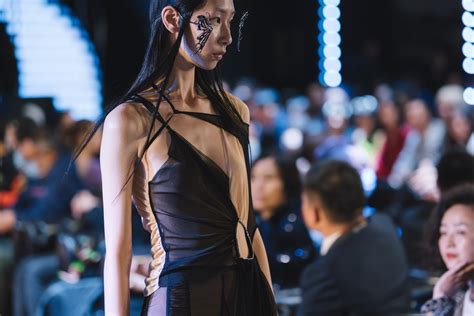 上海学服装设计一般的费用