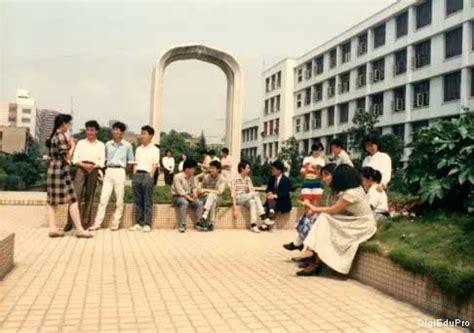 上海新媒体培训学费