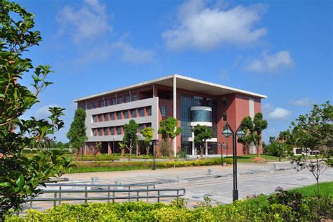 上海平面设计学院