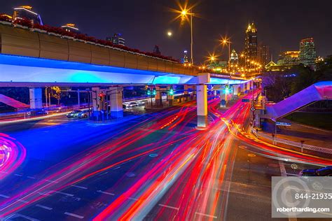 鲁班路那有高考复读班