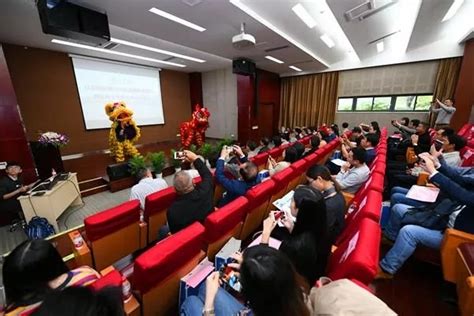 宁波学服装搭配专业学习班