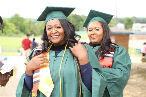 初中毕业能考会计从业资格证