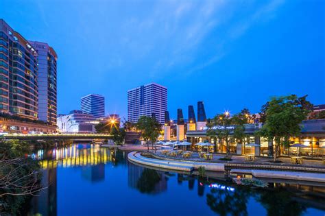 张家港学法语的地方多嘛？