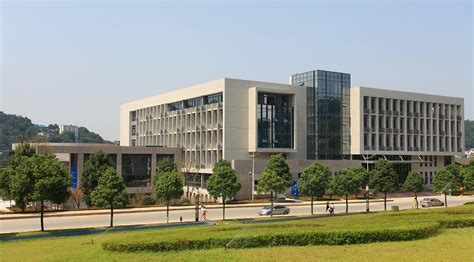 重庆学成人英语哪家好