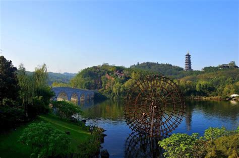 重庆业余学园林景观设计