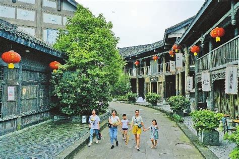 重庆学美容哪里好