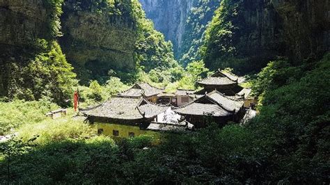 重庆非凡艺林多少