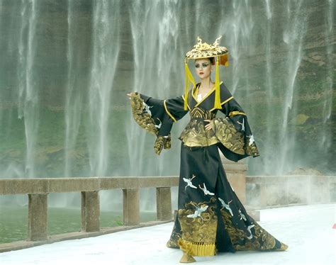 重庆学服装设计去哪里