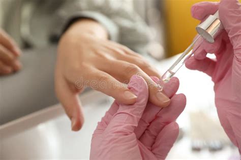 贵阳专业美甲师入门一对一强化班