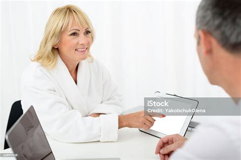 贵阳高级美容师专业辅导