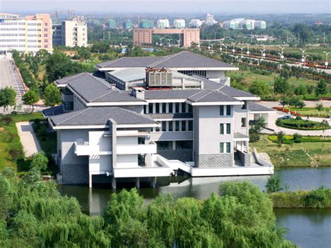 长沙化妆学费多少