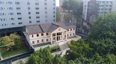 重庆十大法国语学习中心