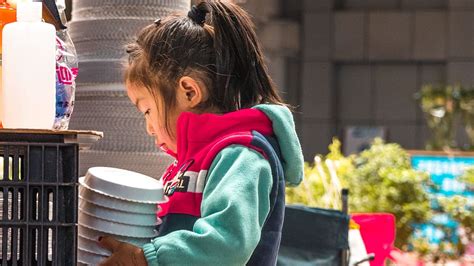 昆明小儿推拿培训面授 网课 证书 工作推荐-星月嫂