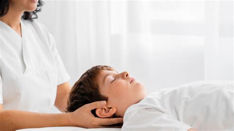 会泽小儿推拿培训公司专业好品牌星月嫂小儿推拿师培训班价格