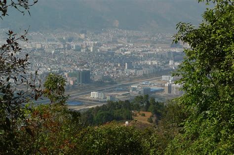 云南临沧哪里培训母婴护理师考证学技能正规机构月嫂培训班多少钱