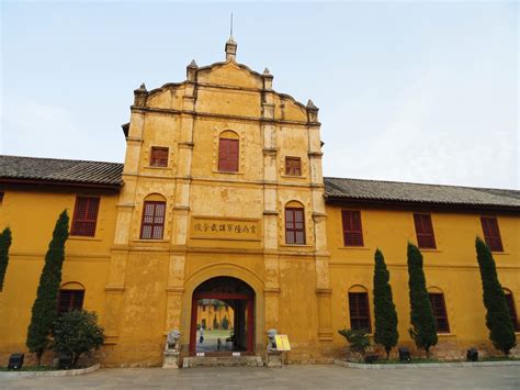 云南哪里培训育婴师考证学技能正规机构育婴师培训班多少钱