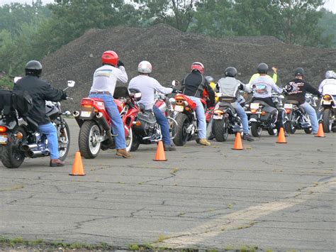昆明催乳师哪里培训考证学技能正规专业机构培训班多少钱