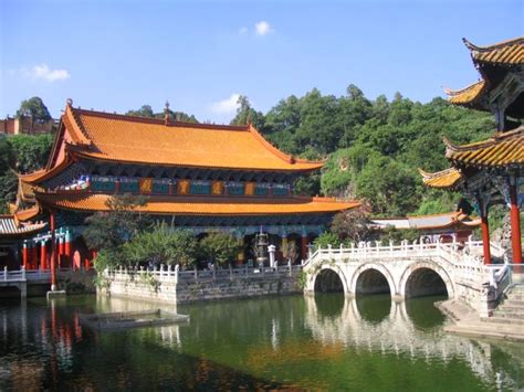 昆明母婴护理师培训-学母婴技术到星月嫂-实用易学好就业