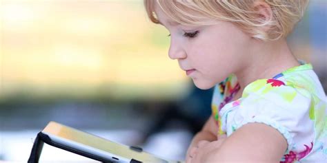 昆明催乳师培训-学母婴技术到星月嫂-云南母婴护理领航者