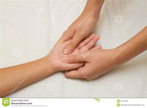 蒙自小儿推拿培训课程-星月嫂-全线学员突破0