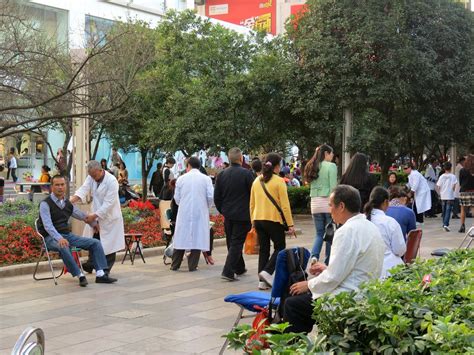 昆明小儿推拿培训课程-星月嫂-全线学员突破0