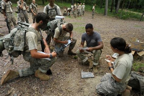 福州正规军事夏令营培训