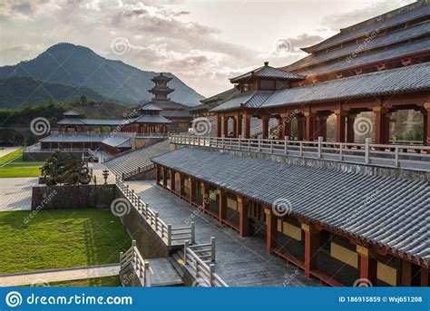 【杭州影视后期制作cg课程学费】