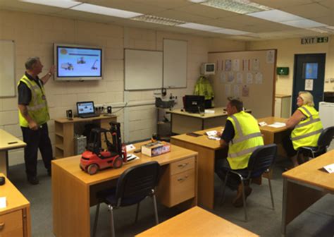 【杭州影视后期培训新手课程哪里有】