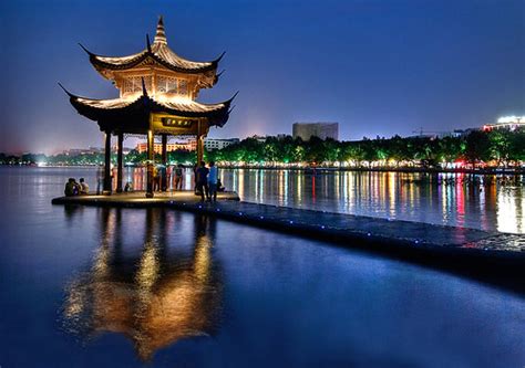 杭州北大青鸟java培训机构