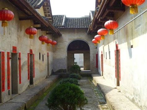 龙岗区学习化妆学费多少