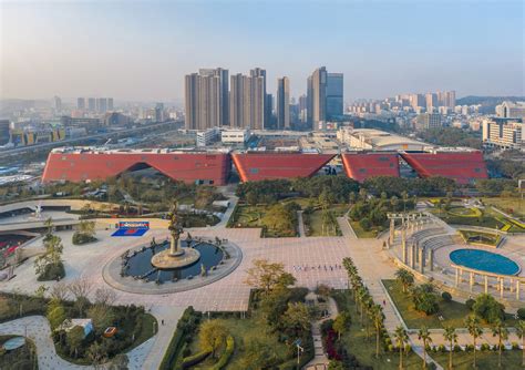 龙岗区美容培训一般为多少钱