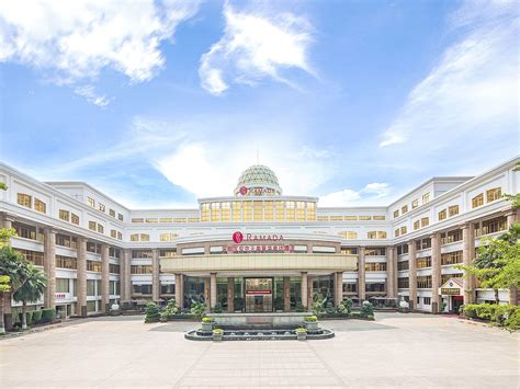 宝安区学推拿学费