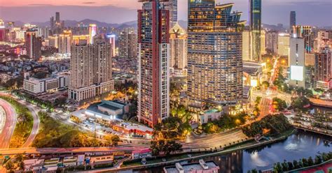 深圳学摄影师要费用