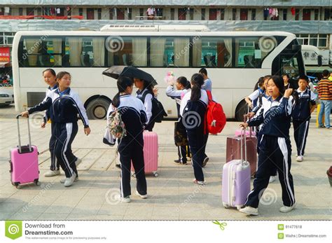 深圳高中生复读