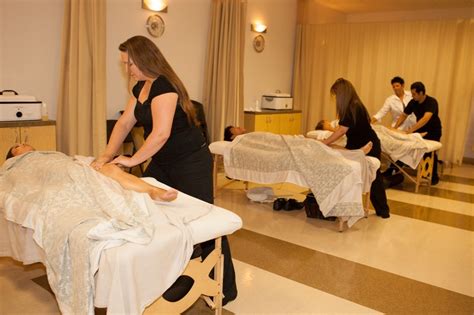 学保健按摩的机构