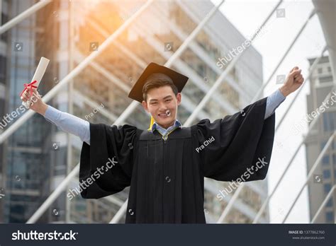 亚洲城市大学 ** mba