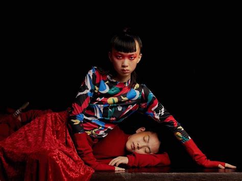 天津思齐时尚彩妆经典组合班的学费是多少