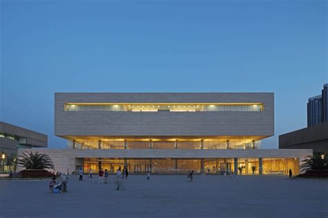 【天津美甲美甲培训哪里好】