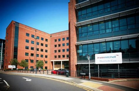 河东区学美容那里好