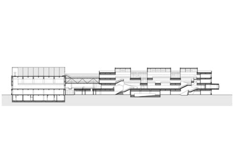 【天津插花初级班多少钱】