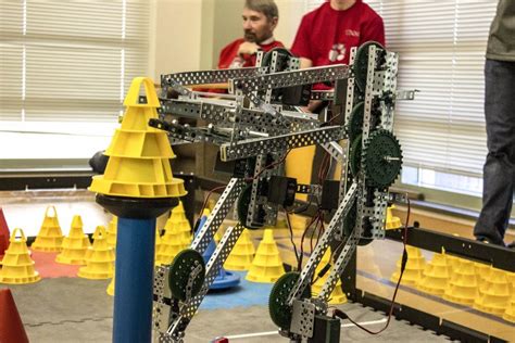 鄂尔多斯乐博乐博UARO机器人课程