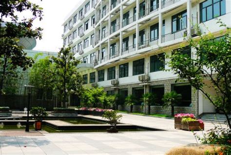 上海建平中学国际课程教学中心美国高中课程